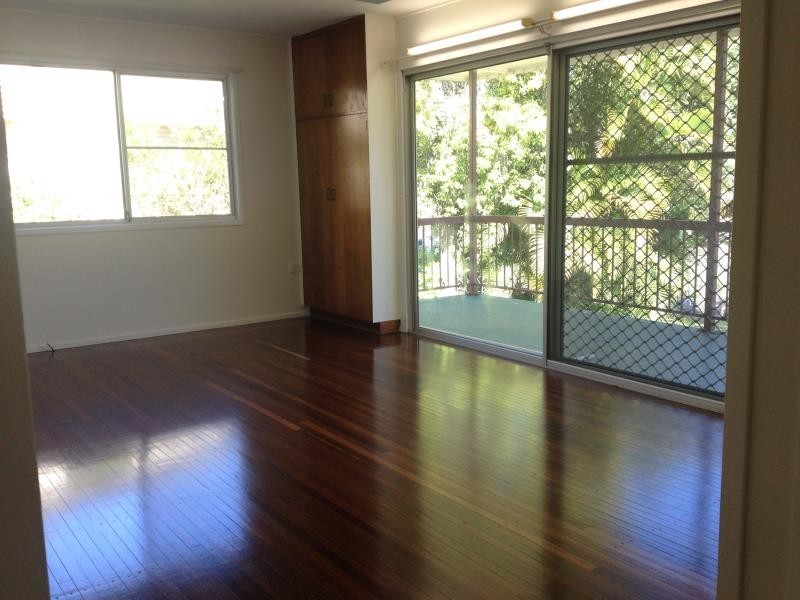 393 Philp Avenue, Frenchville QLD 4701